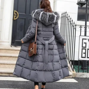 Long Down Cotton Parkas Coat Female New Winter Over Knee Loose Large Fur Collar Hooded Warm Thick Parkas Women Padded Overcoat Womenswear Asian Check Jackets Tops Beige Fashion Casual Outerwear Casual Fashionable Outerwear Casual Chic Outerwear