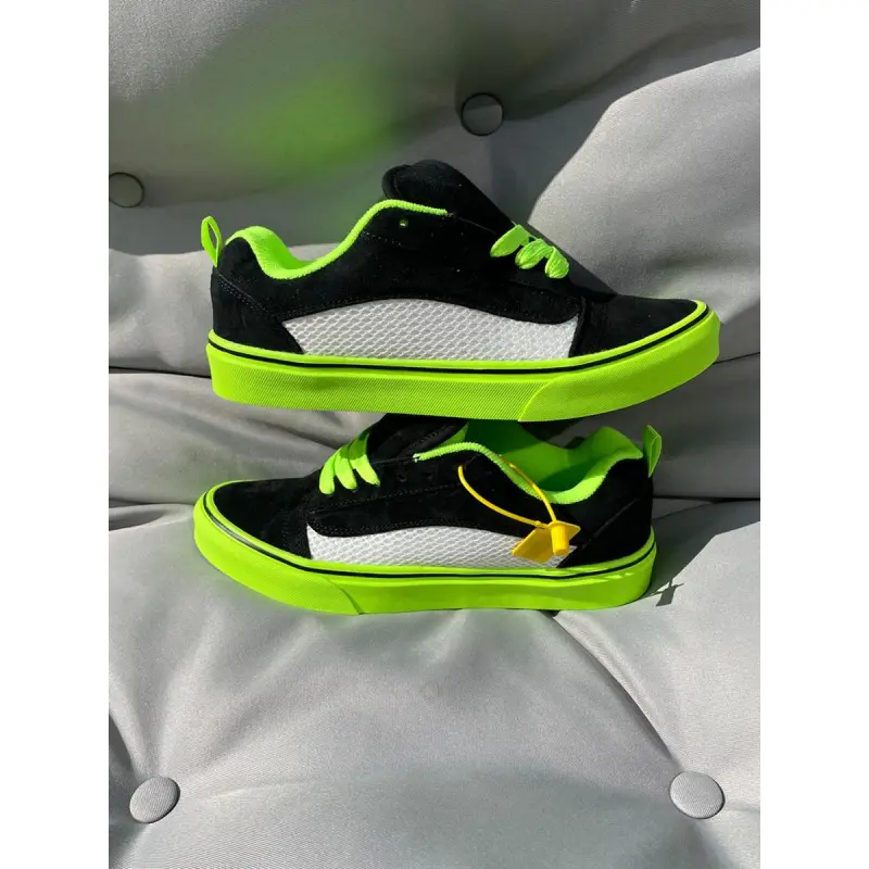 New Couple Sneakers Fluorescent Trendy Shoes Mint Casual Trainers Board Shoes Men Women All Seasons PU Leather Rubber Sole - Image 7