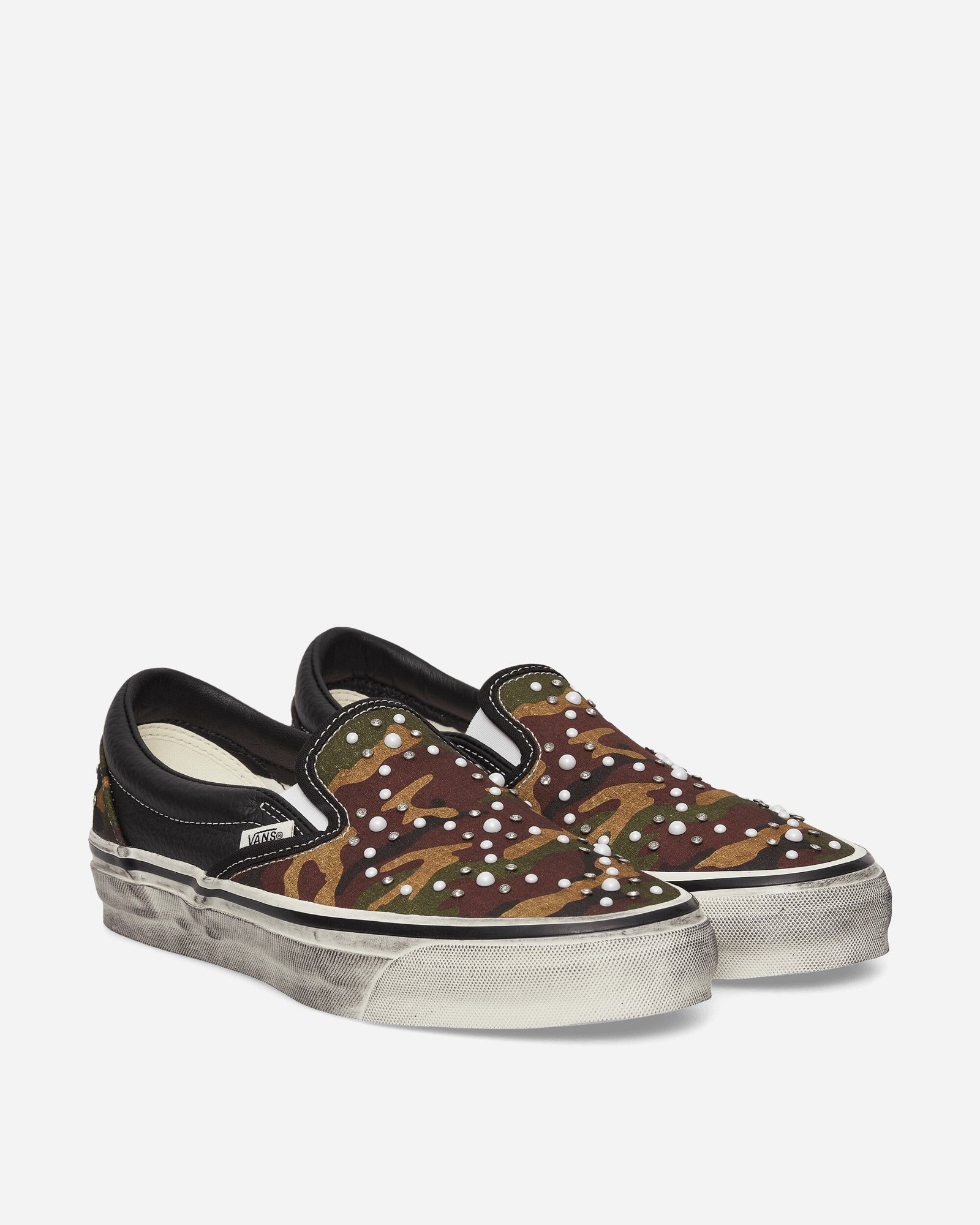 Premium Classic Slip-On Pearlized Sneakers Camo / Black - Image 2