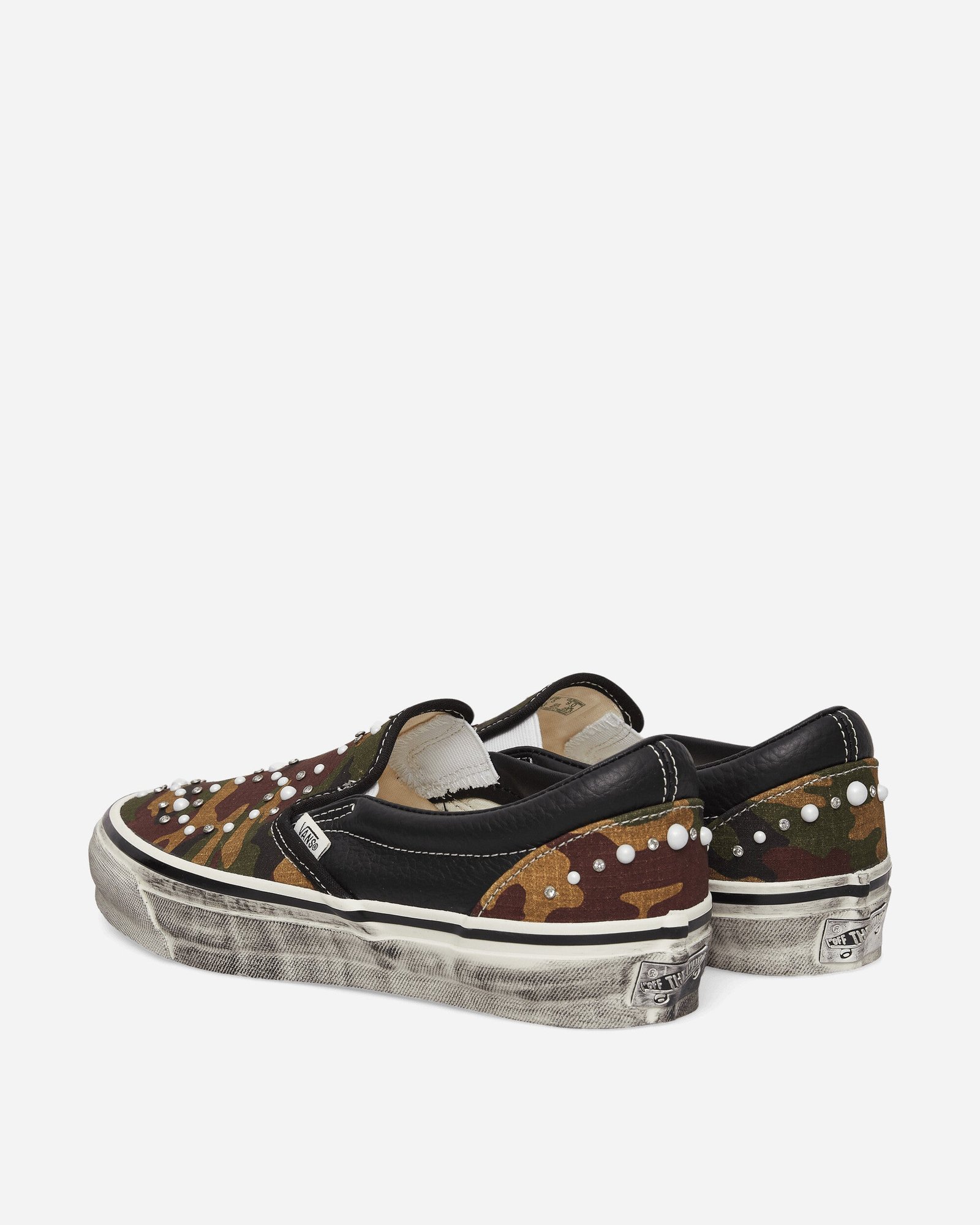 Premium Classic Slip-On Pearlized Sneakers Camo / Black - Image 4