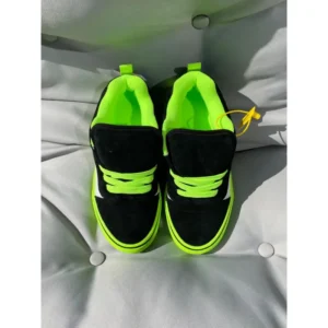 New Couple Sneakers Fluorescent Trendy Shoes Mint Casual Trainers Board Shoes Men Women All Seasons PU Leather Rubber Sole